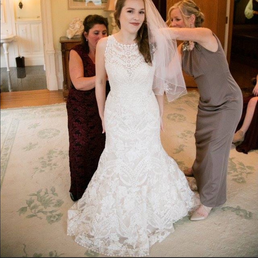 Folky Floral Lace Wedding Dress